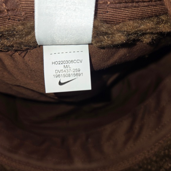 Nike Sportswear Faux Fur Bucket Hat Brown Sherpa Swoosh DV5437-259 ML - Picture 5 of 5
